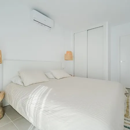 Cozy 2-br Penthouse With Private Rooftop Terrace Guía de Isora